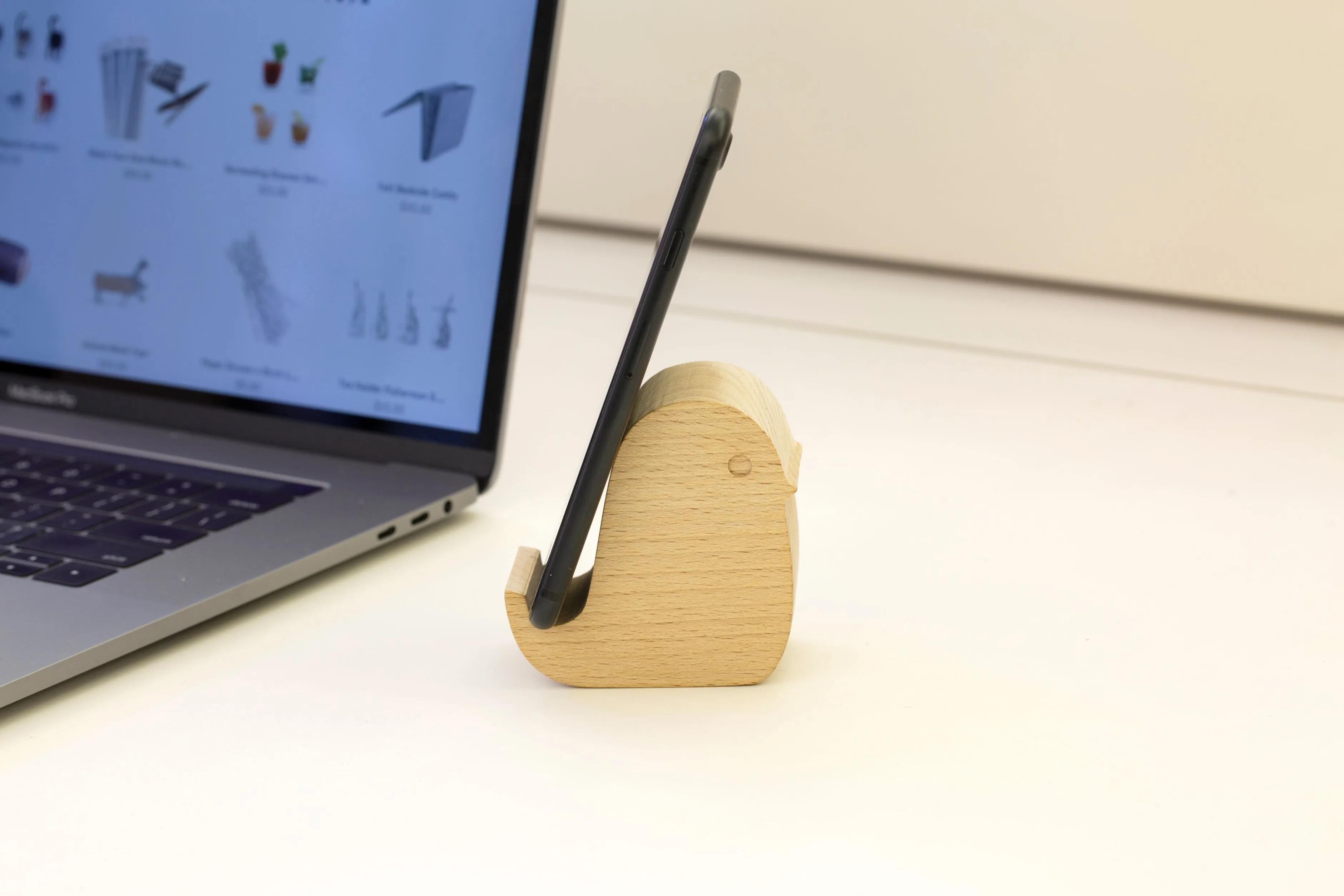 Bird Beechwood Phone Stand