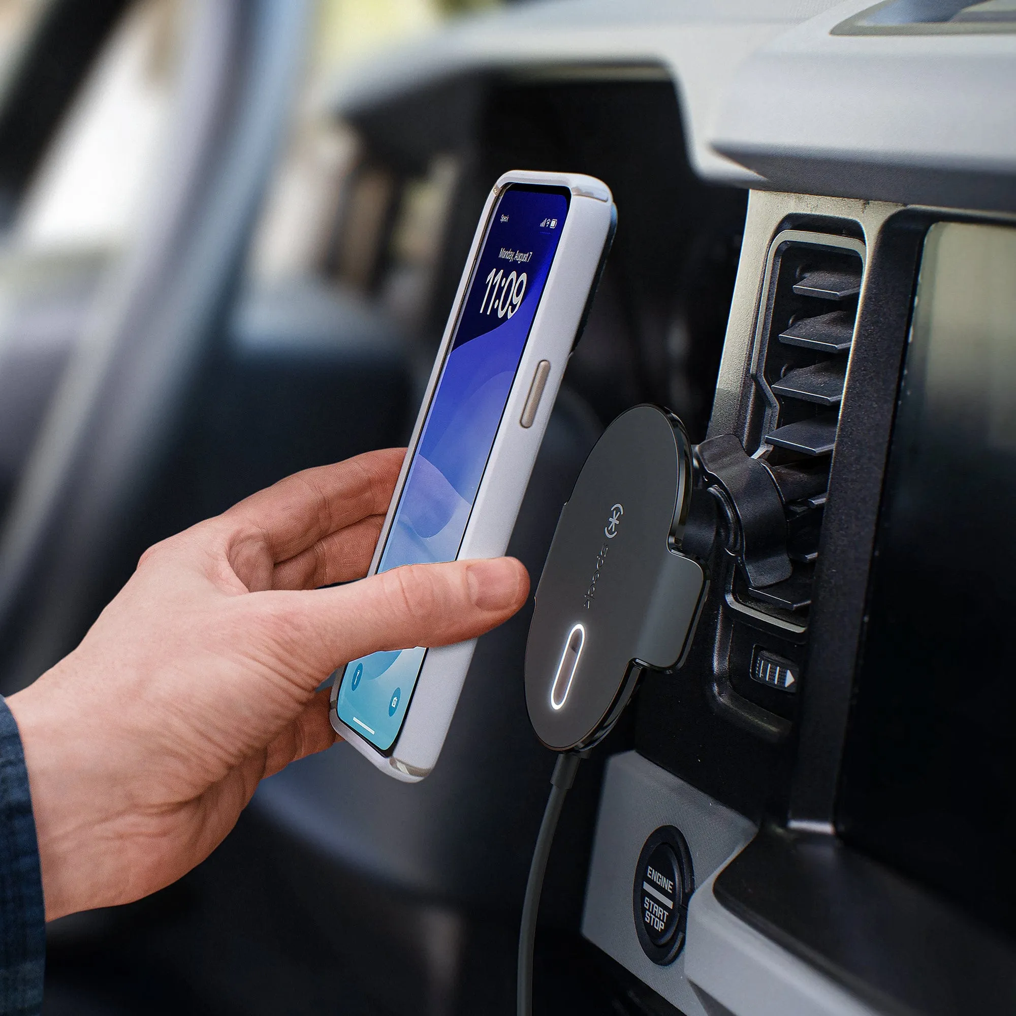 Charging Car Vent Mount for MagSafe with ClickLock