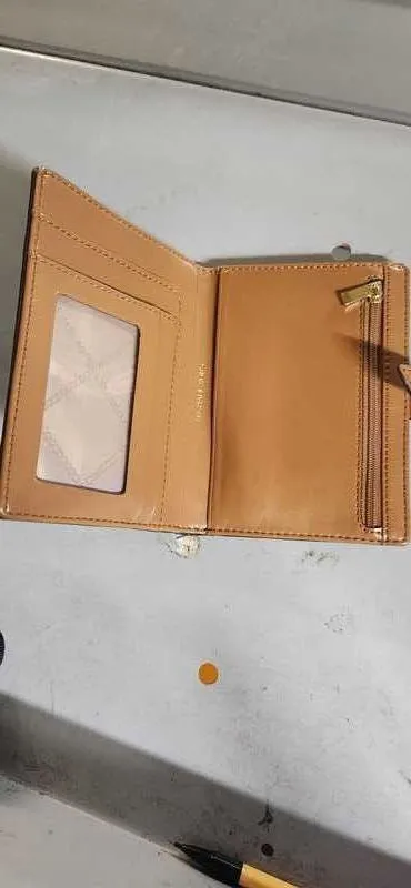 Heritage Medium Logo Passport Wallet