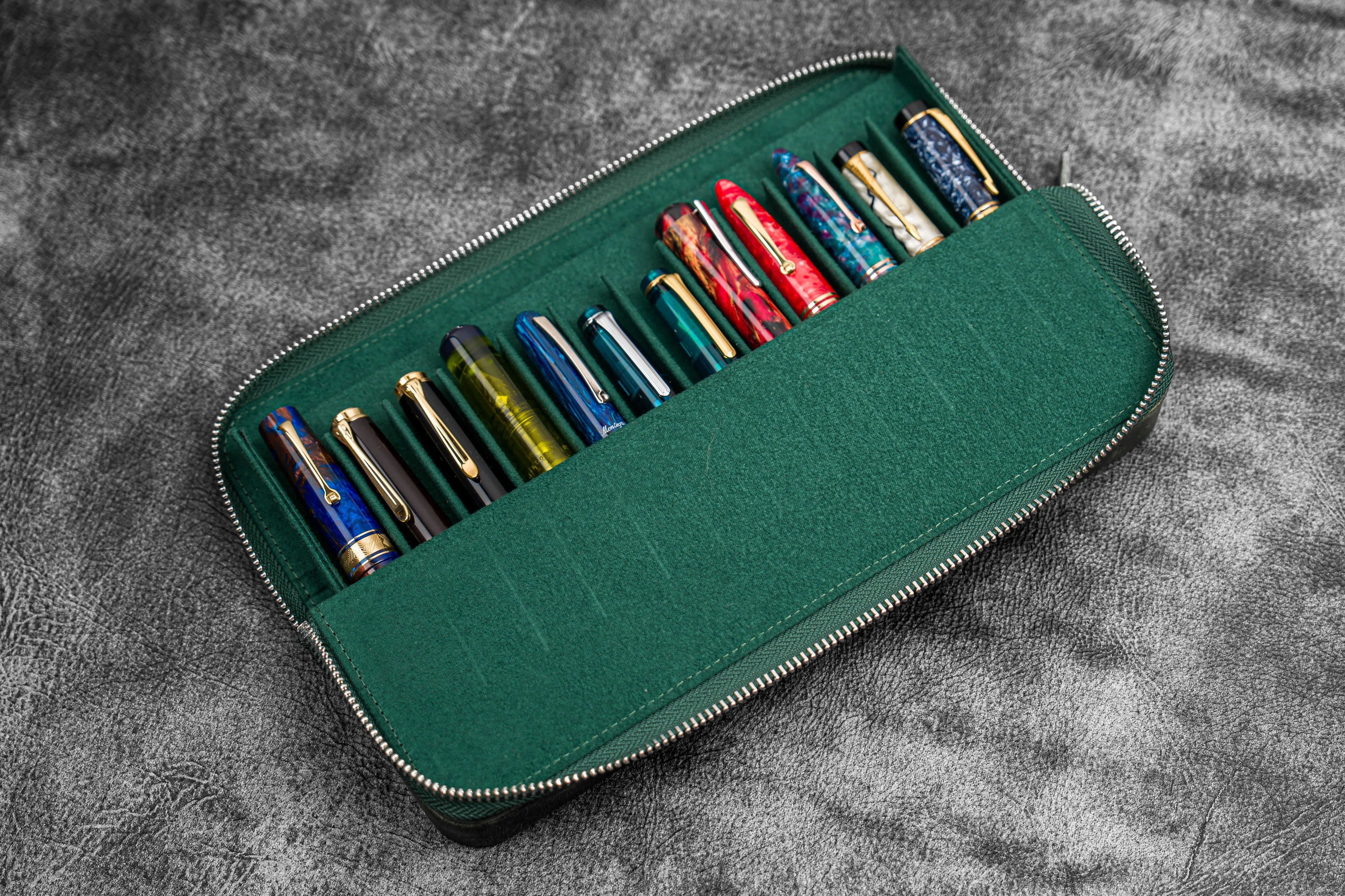 Leather Zippered Magnum Opus 12 Slots Hard Pen Case with Removable Pen Tray - Crazy Horse Forest Green