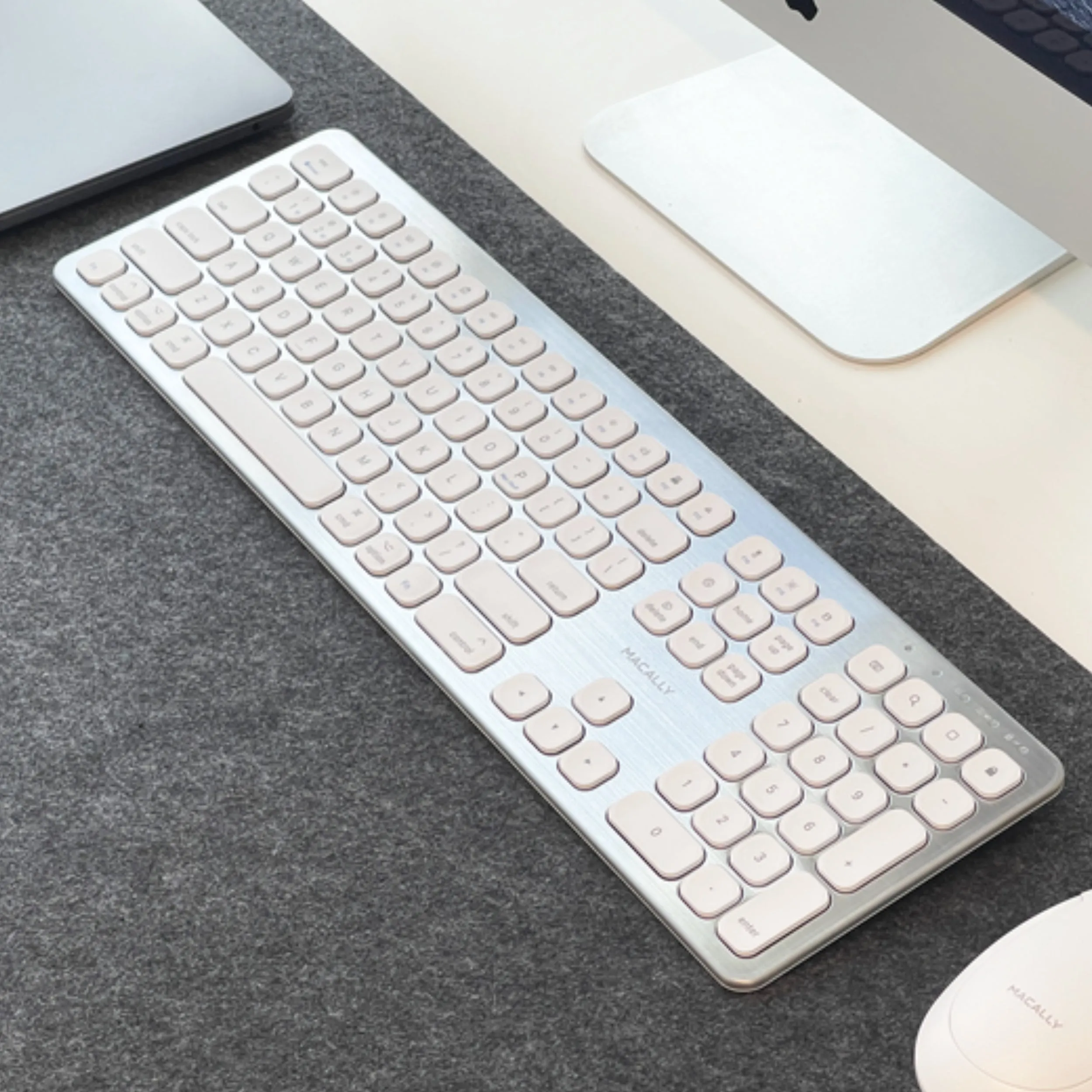 Premium Bluetooth Keyboard for Mac