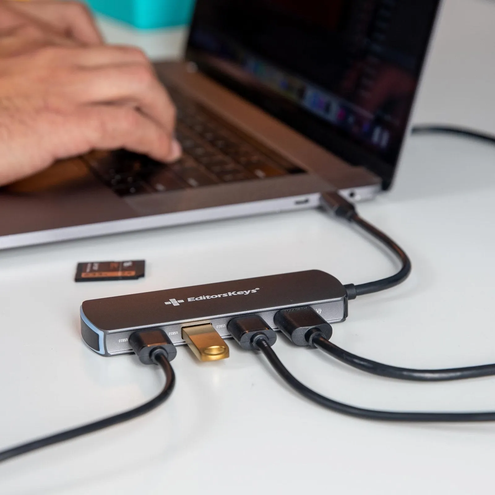 USB-C 8 in 1 Powered Microphone & Multi Adapter for Mac, PC and iPad